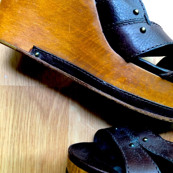 Chloe brown leather wedges/heels. 8.5 - Picture 6 of 9